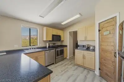 820 East Fort Carson Road Kitchen