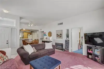 3125 North Buffalo Drive 2138 