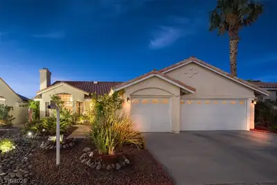 2524 Sunset Beach Lane, Las Vegas, NV 89128 Front of Structure