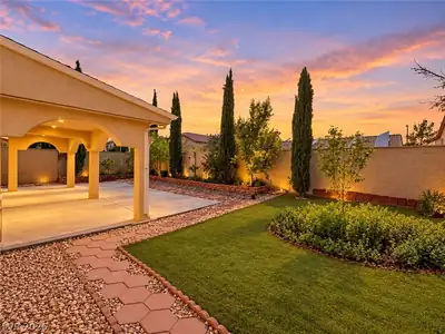 9245 Branford Hills Street, Las Vegas, NV 89123 Yard