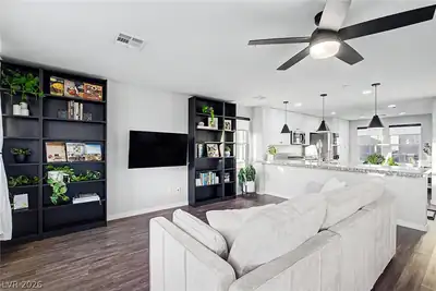 374 Gracious Way, Henderson, NV 89011 Living Room