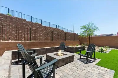 76 Via Magrini, Henderson, NV 89011 Patio