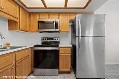 962 Mesquite Springs Drive 202 Kitchen