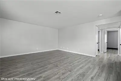 962 Mesquite Springs Drive 202 Living Room