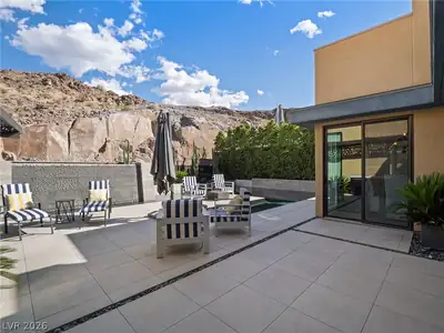 2211 Ledge Rock Lane, Henderson, NV 89052 Patio