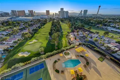 3111 Bel Air Drive 20E Las Vegas, NV 89109
