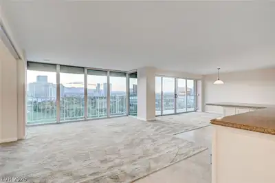 3111 Bel Air Drive 20E 