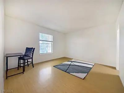 3823 South Maryland Parkway T6, Las Vegas, NV 89119 Bedroom