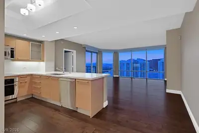 222 Karen Avenue 3802 Kitchen