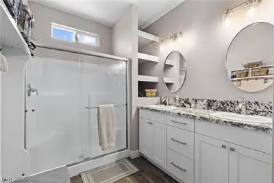 1583 Mazuma Court, Logandale, NV 89021 Primary Bathroom