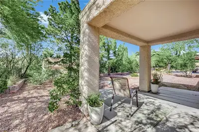 2582 Grandville Avenue Patio