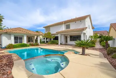 9655 Phoenician Avenue Las Vegas, NV 89147