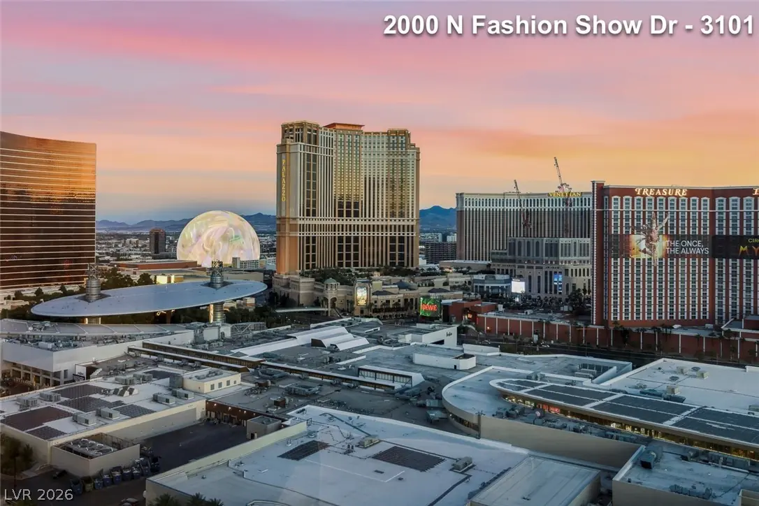 2000 North Fashion Show Drive 3101