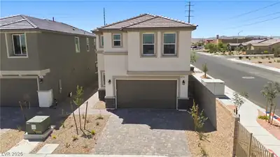 5195 Dustin Keller Avenue, Las Vegas, NV 89139 Front of Structure