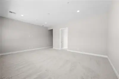 9175 West Hammer Lane Living Room