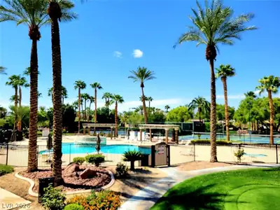 8175 Arville Street 290 Pool