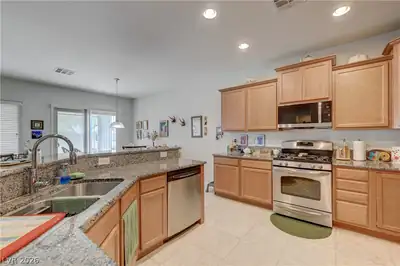 5961 CORBIN Avenue Kitchen