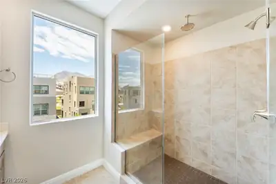 2092 Noble Perch Street, Las Vegas, NV 89138 Primary Bathroom