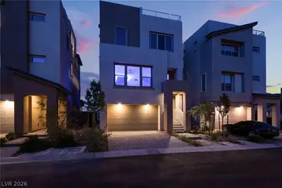 2092 Noble Perch Street, Las Vegas, NV 89138 Front of Structure