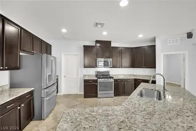 10608 Upper Laurel Street, Las Vegas, NV 89179 Kitchen