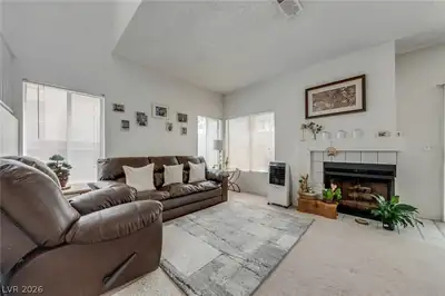 1667 Britannia Avenue, Henderson, NV 89014 Living Room