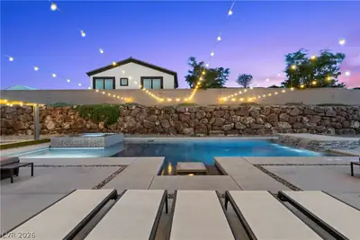 311 Lookout Avenue, Henderson, NV 89002 Pool