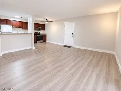 5026 River Glen Drive 162 Living Room