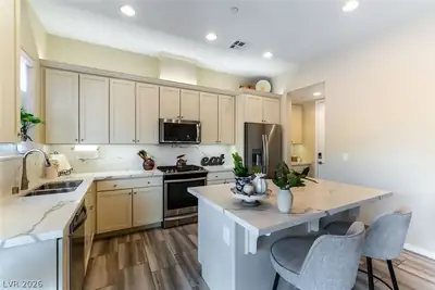 10332 Addie De Mar Lane, Las Vegas, NV 89135 Kitchen