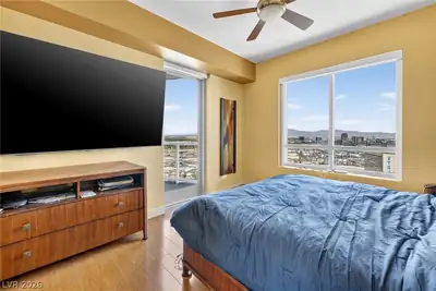 200 West Sahara Avenue 3012 Bedroom