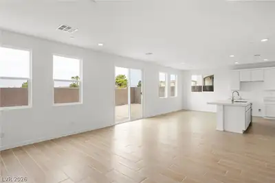 321 Lupton Avenue, North Las Vegas, NV 89031 Living Room