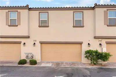 1183 Solano Hills Court, Henderson, NV 89002 Front of Structure