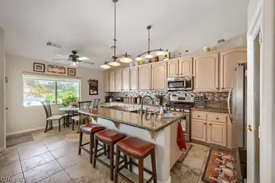 1771 Clear River Falls Lane, Henderson, NV 89012 Kitchen