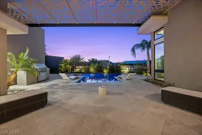 2228 Summit Mesa Lane, Henderson, NV 89052 Patio