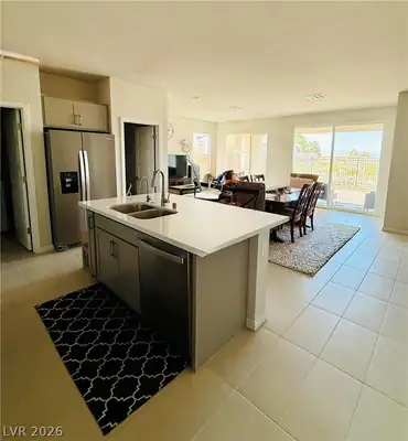 4379 East Cactus Canyon Drive Kitchen