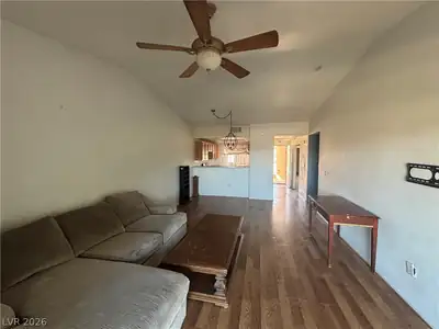 833 Aspen Peak Loop 1424 Living Room