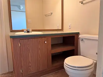 3851 West Donner Street Primary Bathroom