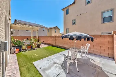 29 Marble Apex Avenue, North Las Vegas, NV 89031 Patio