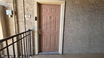 4380 SANDY RIVER Drive 35, Las Vegas
