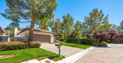 11846 WATERFORD CASTLE Court, Las Vegas, NV 89141 