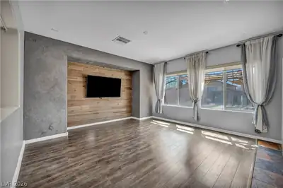 2449 Daks Loden Court, Henderson, NV 89044 Living Room