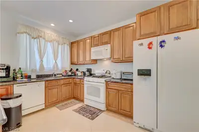 7012 Grand Junction Avenue, Las Vegas, NV 89179 Kitchen