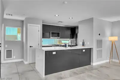 121 South 11th Street Kitchen