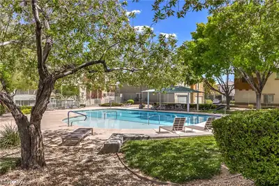 9068 Alluring Avenue Pool