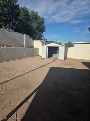 163 Emden Drive, Henderson, NV 89015 Yard