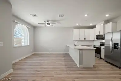 10688 Roselawn Avenue, Las Vegas, NV 89166 Kitchen