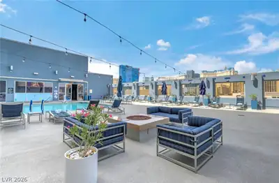 211 East Flamingo Road 1504 Pool