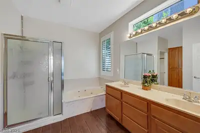 2093 Mountain City Street Primary Bathroom