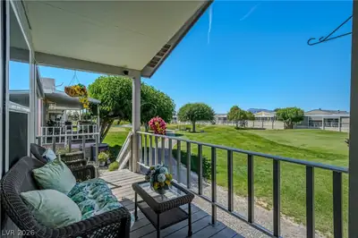320 Montecito Drive Patio