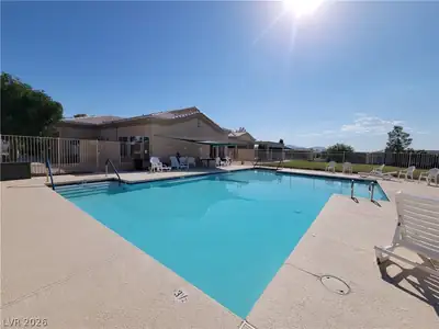 320 Montecito Drive Pool