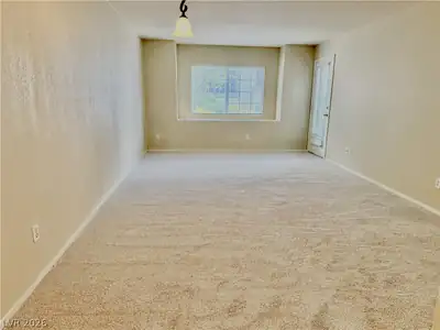 3125 North Buffalo Drive 1135 Living Room